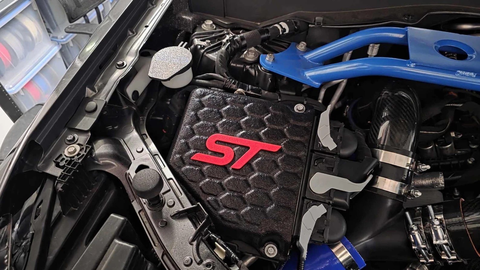 GSP Honeycomb ECU cover — Explorer ST